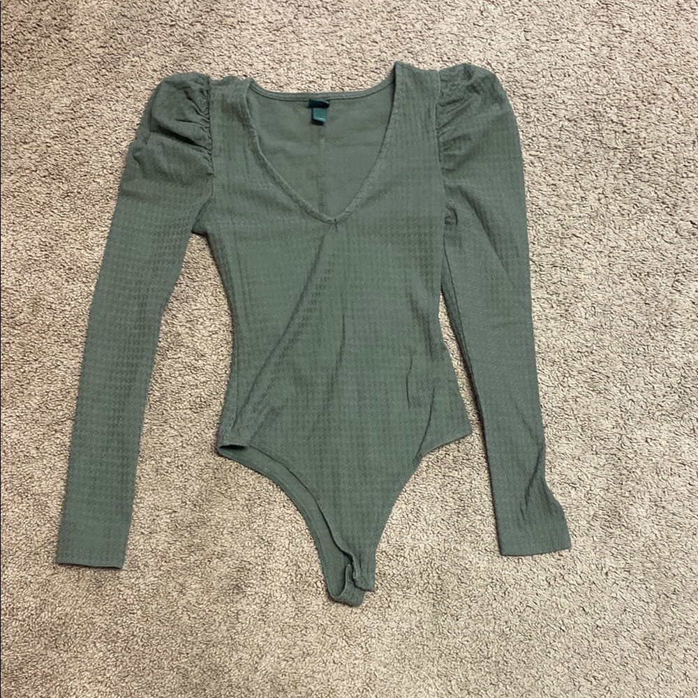 Wild Fable Green Long Sleeve Bodysuit